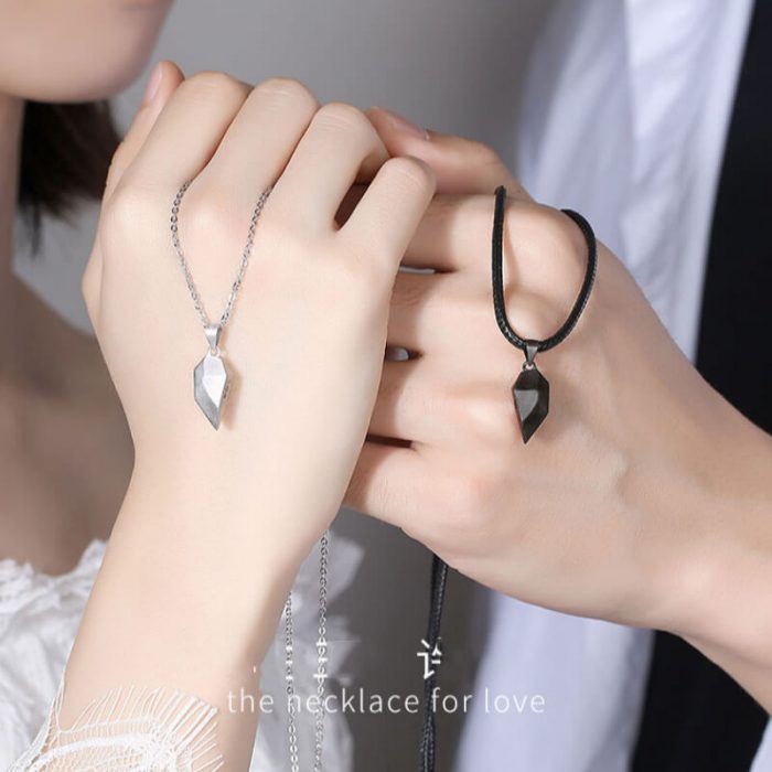 1 Pcs Pairs Magnetic Heart Pendant Copper Plated Tibetan Silver Rope Chain Couple Necklace For Women 1