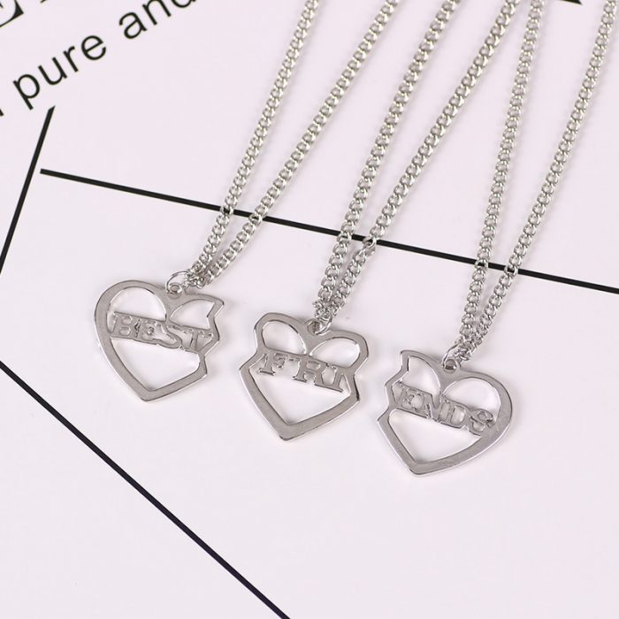 3 Pcs Set Best Friends Necklace Gold Heart Shaped Pendant BFF Necklaces Friendship Choker For Women 3